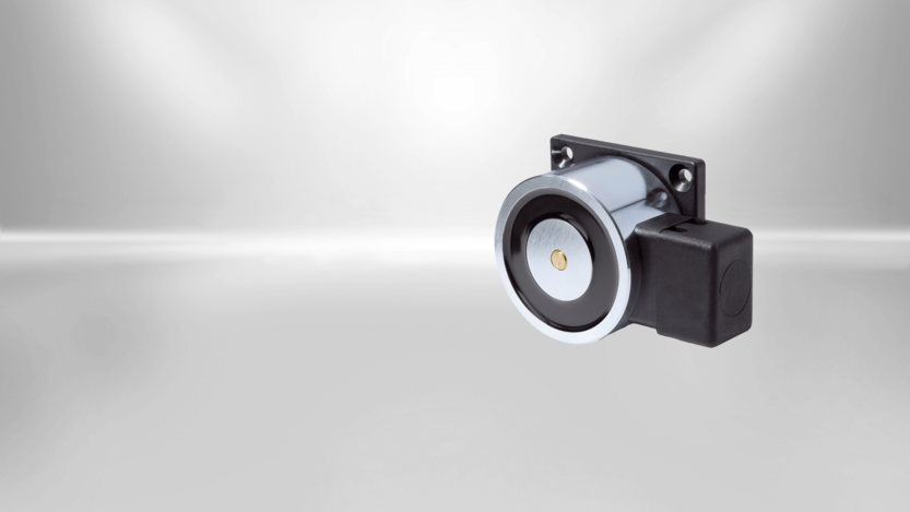 Türhaftmagnete von Kendrion sind in verschiedenen Ausführungen erhältlich. Dieser Typ der SAFE Line ist mit einer Montageplatte bestückt.